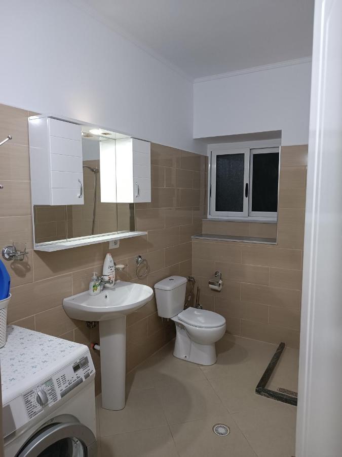 Eljos House Permet酒店 外观 照片